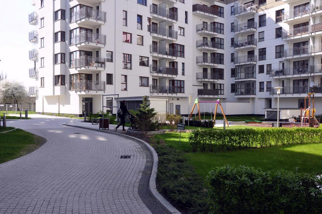 Prudentia Apartments Wola วอร์ซอ ภายนอก รูปภาพ